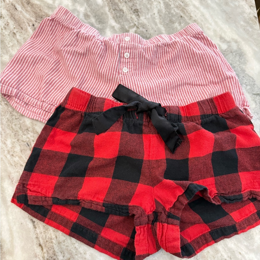 💙Old Navy Red and Black Plaid Pajama Shorts Set